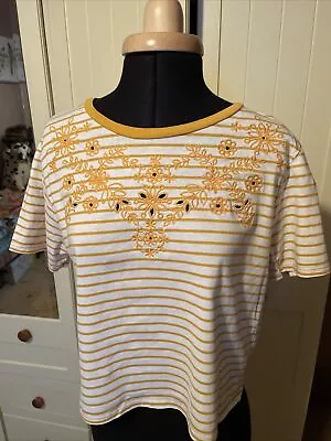 MISS SELFRIDGE Ladies White Yellow Stripe Embroidered Cropped T Shirt Size 12 • $3.70