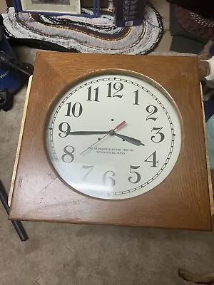 Vintage Standard Electric Time Co Oak Case Wall Clock Springfield Mass. • $120