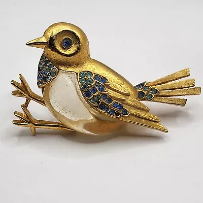 Vintage Trifari Jelly Belly Bird Brooch  • $399.99