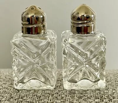 Mini Clear Cut Glass Design Salt And Pepper Shaker Silver Toned Cap Excellent • $6.50