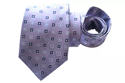 VAN HEUSEN MEN'S TIE PURPLE/GEOMETRIC Width: 4  Length: 56  • $14.98