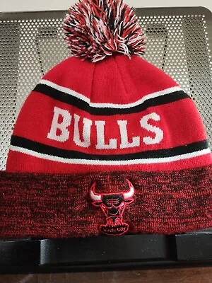 Chicago Bulls Hat NBA Mitchell & Ness Cuff Knit Winter Pom Beanie Red Black • $15
