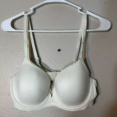 Victorias Secret Body By Victoria Super Soft Demi Bra 34D White Underwire • $7.98