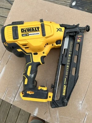 £130 • Buy DeWalt XR 18V 16Ga Brushless Fix Nailer (DCN660N) (Tool Only)