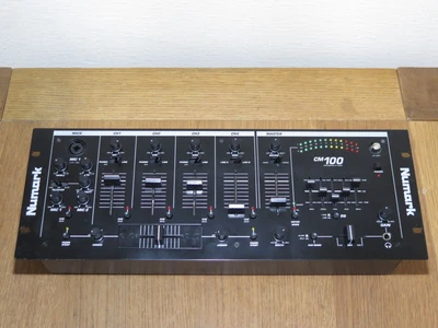 £69 • Buy Numark CM100 4-channel DJ Mixer / WORKS WELL