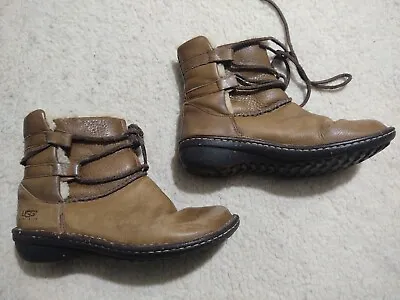 UGG Australia 1932 Caspia Brown Tan Leather & Sheepskin Ankle Boots Size 6 • $25