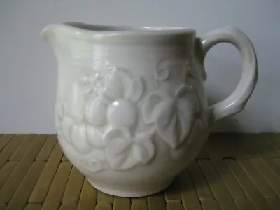 Metlox Poppytrail Vernonware Antique Grape White Creamer Stoneware California • $20