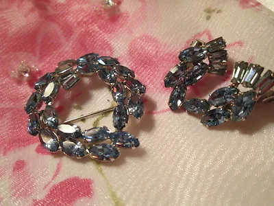 Vintage Sign B.DAVID  Blue Crystal Rhinestone Silver-tone Brooch ER Jewelry Set • $34.95