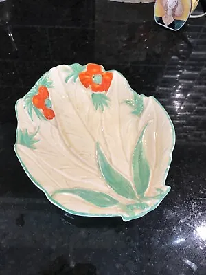 Vintage Lettuce Leaf Shaped Dish * • £5