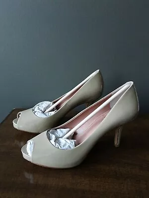 Women's Shoes Vince Camuto KIRA Platform Peeptoe Pump Heels Smooth Patent Blush • $60