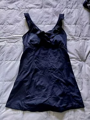 Maxine Of Hollywood Black Ruffle Swimdress Size 12 • $8.99