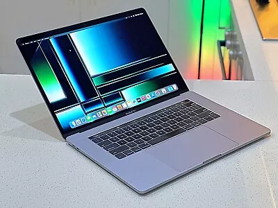 MacBook Pro 15 TouchBar/ID Intel®Core™i7*256GB SSD*16G+GPU*USBC*WiFi*macOS*Apple • $695