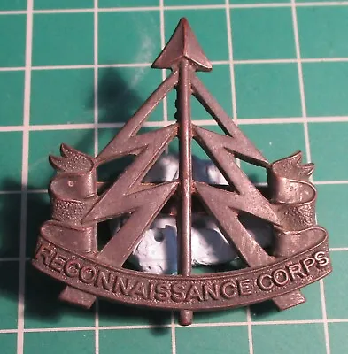Reconnaissance Corps Officers Service Dress Cap Badge • £44