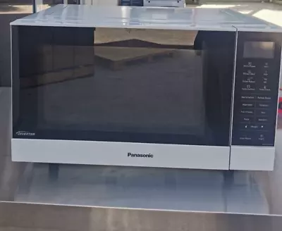 Panasonic 27L White Flatbed Inverter Microwave NN-SF564W - (As New In Box) • $199.99