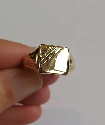 Vintage 9ct Gold Signet Ring • $342.97