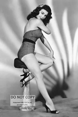 Actress Mara Corday Pin Up - *8x12* Publicity Photo (dd-094) • $9.98