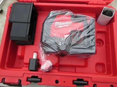 Milwaukee 3522-21 USB Rechargeable Green Cross Line & Plumb Points Laser In Case • $313.45