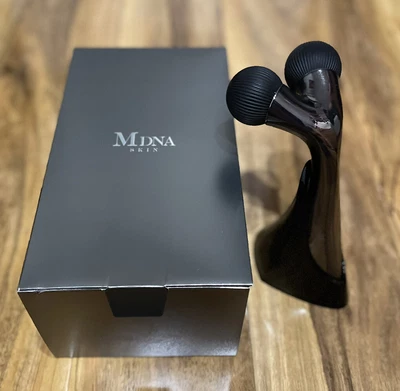 £65 • Buy MDNA SKIN Madonna The Beauty Face & Body Contour Roller
