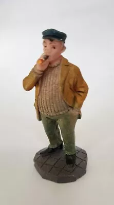 1/24 G Scale Diorama Vintage Man Smoking Cigar With Hat Resin • $13