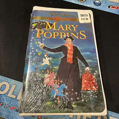 Mary Poppins (VHS 2000 Gold Collection Edition) Walt Disney Classic Musical  • $9.49