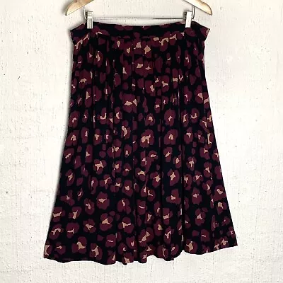 Gorman Floral Print Skirt Size 14 • $45