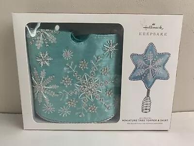 Hallmark Miniature Whimsical Snowflakes Tree Topper & Skirt Set Blue Beads • $22.22