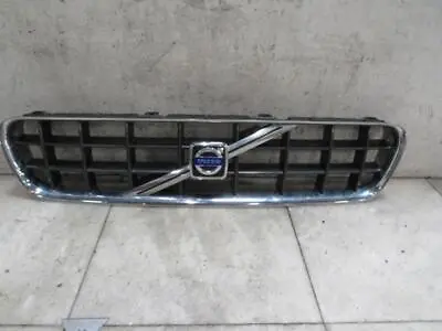 06 07 08 09 10 VOLVO 70 SERIES - OEM Upper Grille Convertible P#86203437 • $229