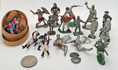 Vintage (22) Pc Miscellaneous Wood Pewter Plastic Toy Soldiers Knights ++ • $10.75