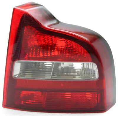 OEM Volvo S80 Right Passenger Side Tail Lamp Lens Crack 306341959 • $75