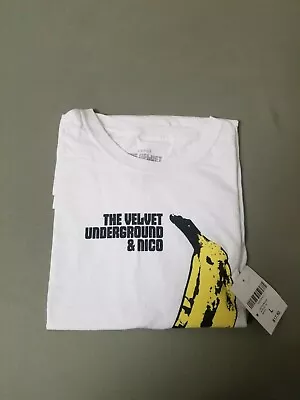 The Velvet Underground & Nico Music T-Shirt. • $12.95