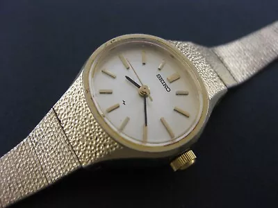 Genuine Vintage Seiko 17 Jewels Hand Winding Ladies Watch Cal. 1104a / Japan • $35