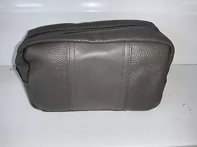 £9.99 • Buy Emirates -Bvlgari Amenity Kit - ON BOARD EXCLUSIVE - Wash Bags Un-issued.