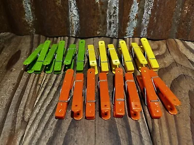 Lot Of 20 Vintage 1970s Earth Tones Penley Plastic Clothespins Made In USA • $9.95