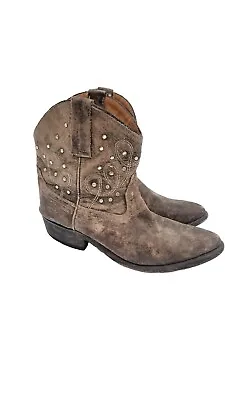 Miz Mooz Cozumel Distressed Studded Cowgirl Western Ankle Boots Size 6 • $28
