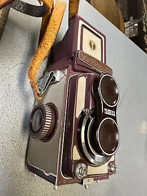 Vintage Yashica 44 Dual Lens TLR Camera With Case - Nice Condition - Maroon • £217.59