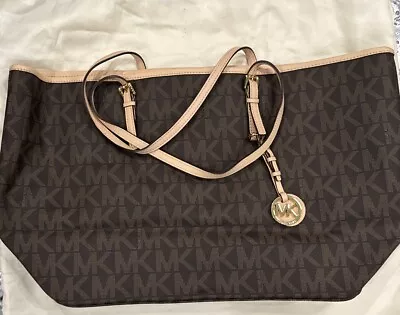 Michael Kors Handbag • $29.50