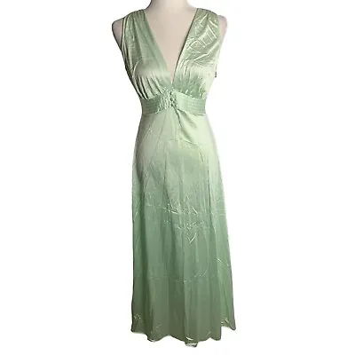 Vintage 70s Vanity Fair Nightgown Womens M Mint Green Nylon Long Tie Waist • $89.95