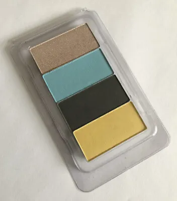 Manhattan Quad Eyeshadow Shade: Grey Blue Nude Sand Yellow Tester • £2.50