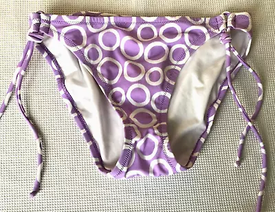 Victoria's Secret Bikini Bottom In Lavender And White  Size M • $8.99