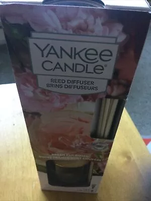 Yankee Candle Reed Diffuser Fresh Cut Flowers New  Bargain Ideal Gift? Free Post • £15.99