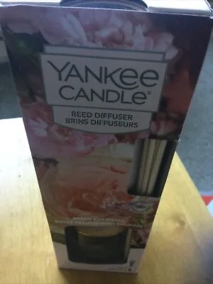 Yankee Candle Reed Diffuser Fresh Cut Flowers New Mothers Day Gift? Free Postage • £16.99