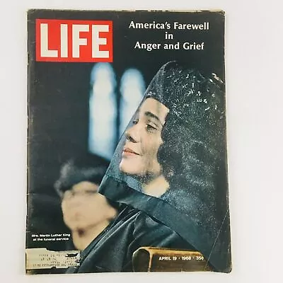 VTG Life Magazine April 19 1968 Mrs. Martin Luther King At The Funeral Service • $13.95