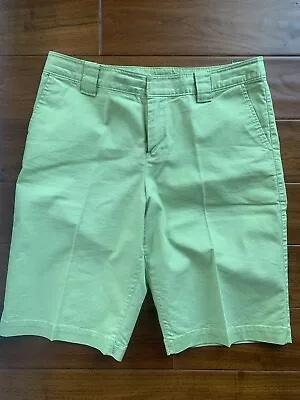 Tommy Bahama Women's Shorts Sail On Canvas Bermuda Lime Green11  Inseam  Size 10 • £28.94