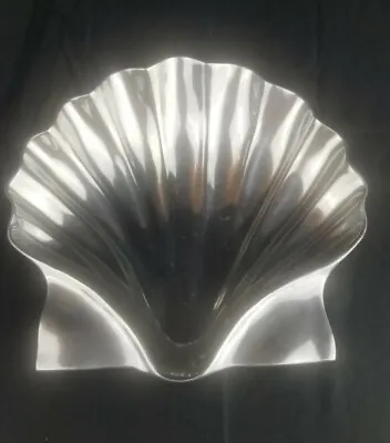  Mariposa Brillante Aluminum Shell Serving Bowl Beach Oyster Clam Shell 1993 • $29.95