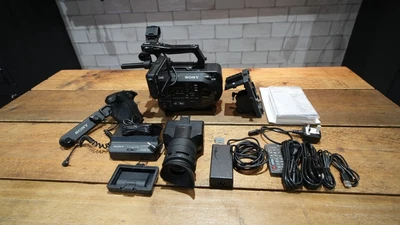 $3171.35 • Buy SONY PXW - FS7 MK II 4 K Camcorder - Zacuto Z Finder & Vlock Adapter-1059 Hours