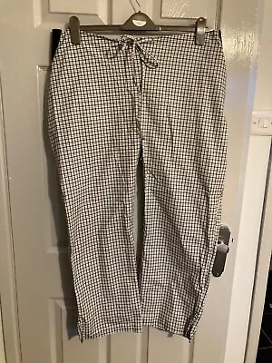 ASOS Maternity Black And White Check Trousers Size 18 • £5
