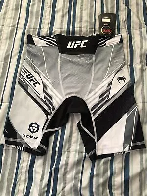 UFC Venum Men’s Authentic Fight Night Vale Tudo Shorts White Size Large • $75