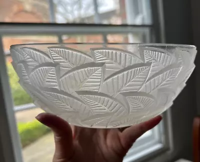 Lalique Ormeaux Bowl 21cm 1925 - 1935 • £200