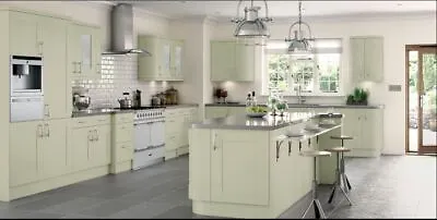 *NEW** High Quality Sage Light Green Shaker Wood-grain Replacement Kitchen Doors • £4.99