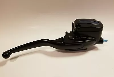 $160 • Buy Front Master Cylinder Brake Harley Davidson Touring  11/16 + Screw And Washers